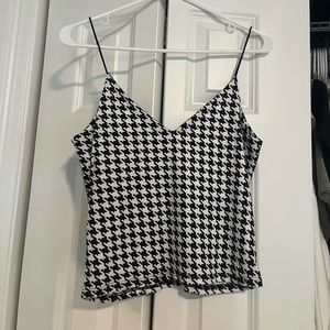 Gaze Houndstooth Tank Top